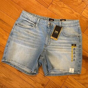 Woman’s Lee jean shorts sz 12